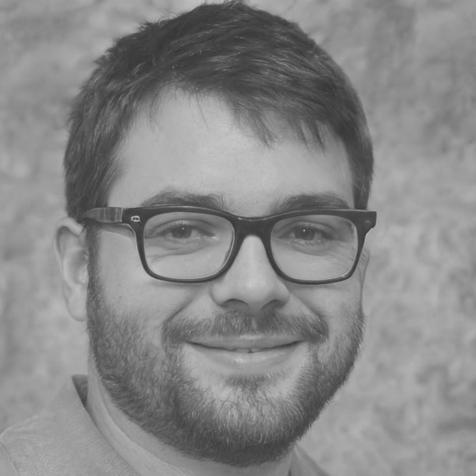 Marcus - UI Performance Expert